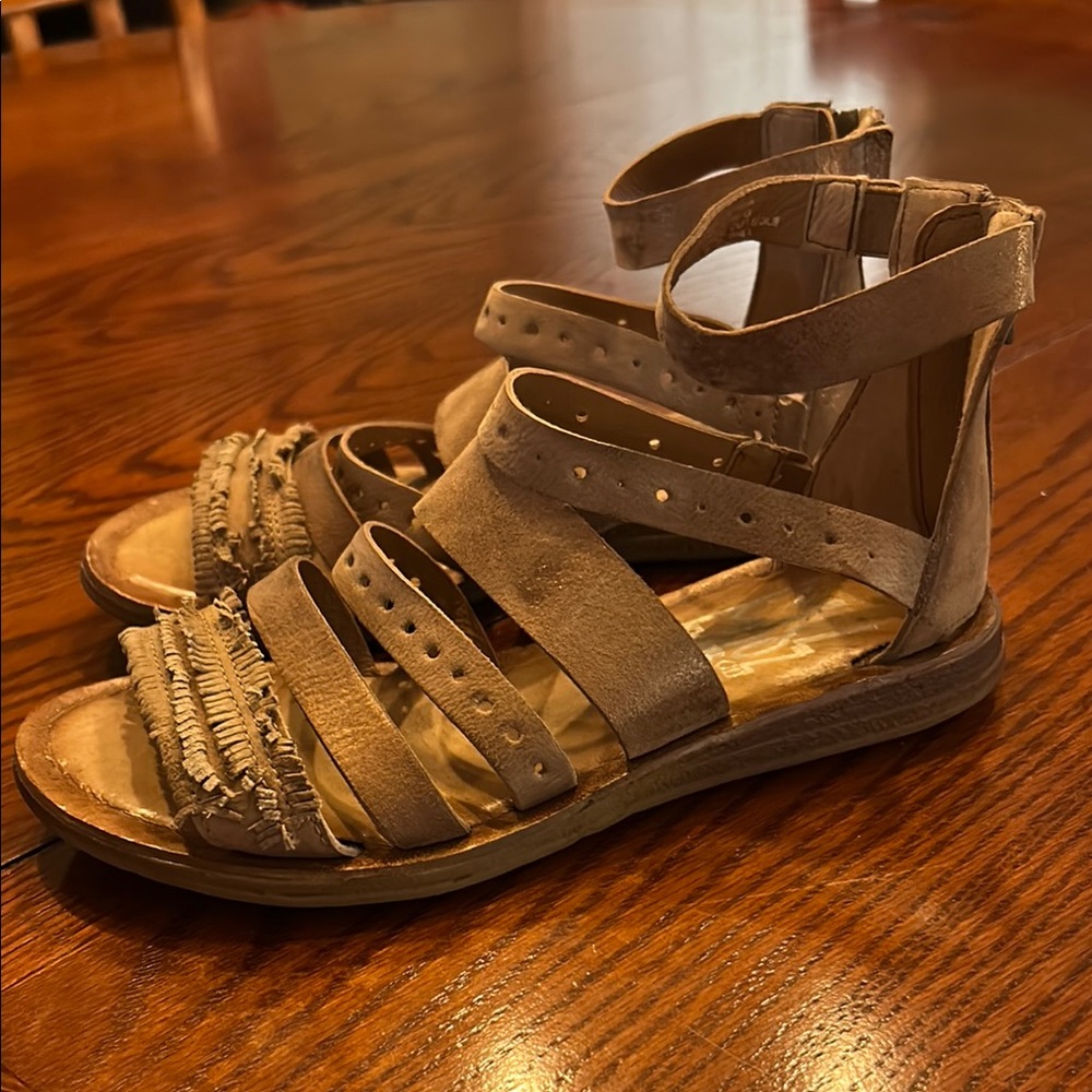 Miz Mooz Tan Strappy Sandals (Dust). NIB. 36